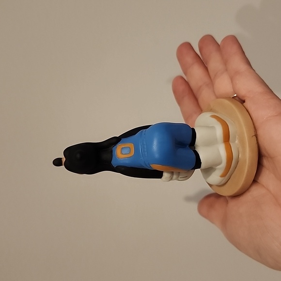 Vintage disney goofy basketball ceramic figurine - Picture 3 of 5
